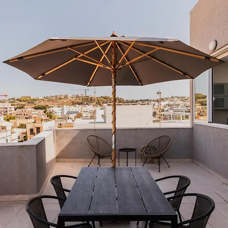 The Roof - By Solea *