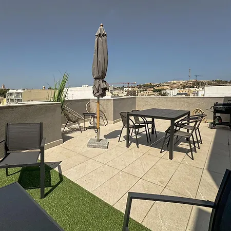 The Roof - By Solea Balzan