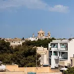 Apartment The Roof - By Solea