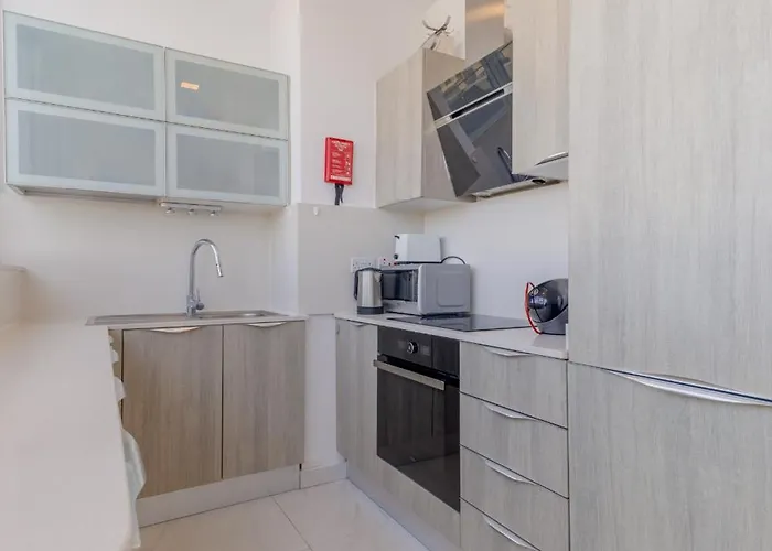 The Roof - By Solea Balzan