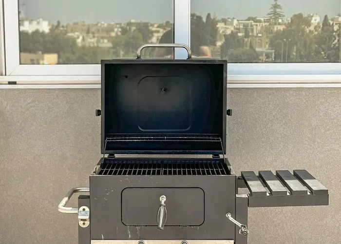 The Roof - By Solea Balzan